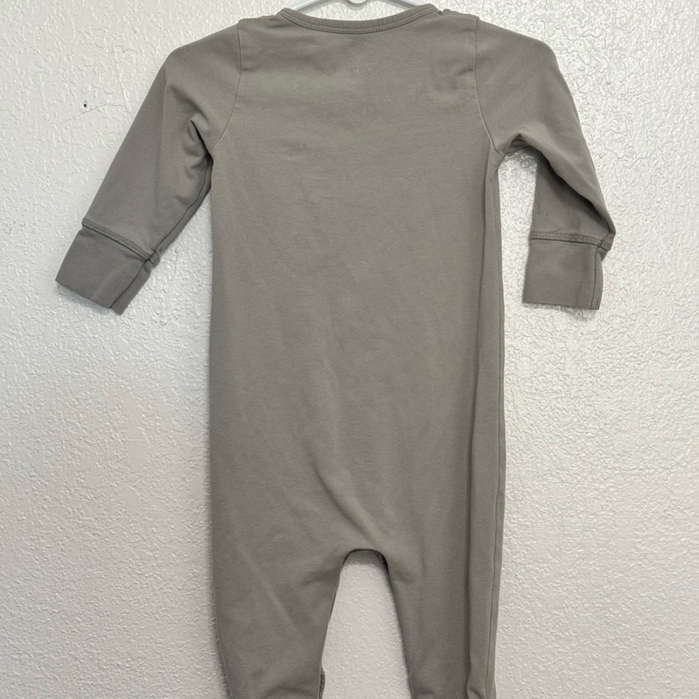 Monica + Andy Gray Snap Long Sleeve Romper Organic Cotton 9-12M - Picture 3 of 4